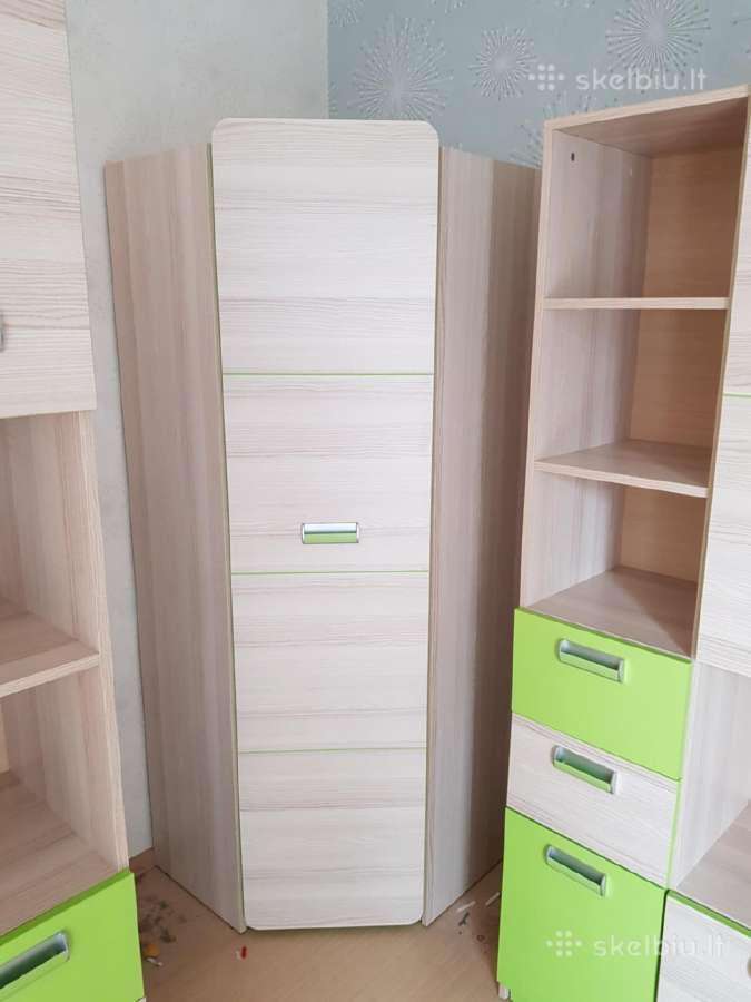 Jaunuolio baldų komplektas
