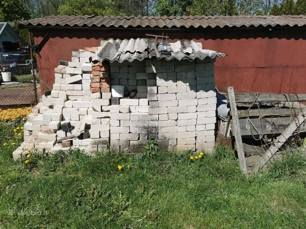 Baltos plytos