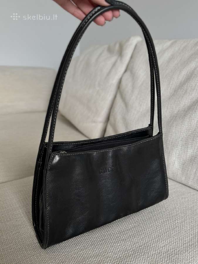 Juoda Gucci rankinė