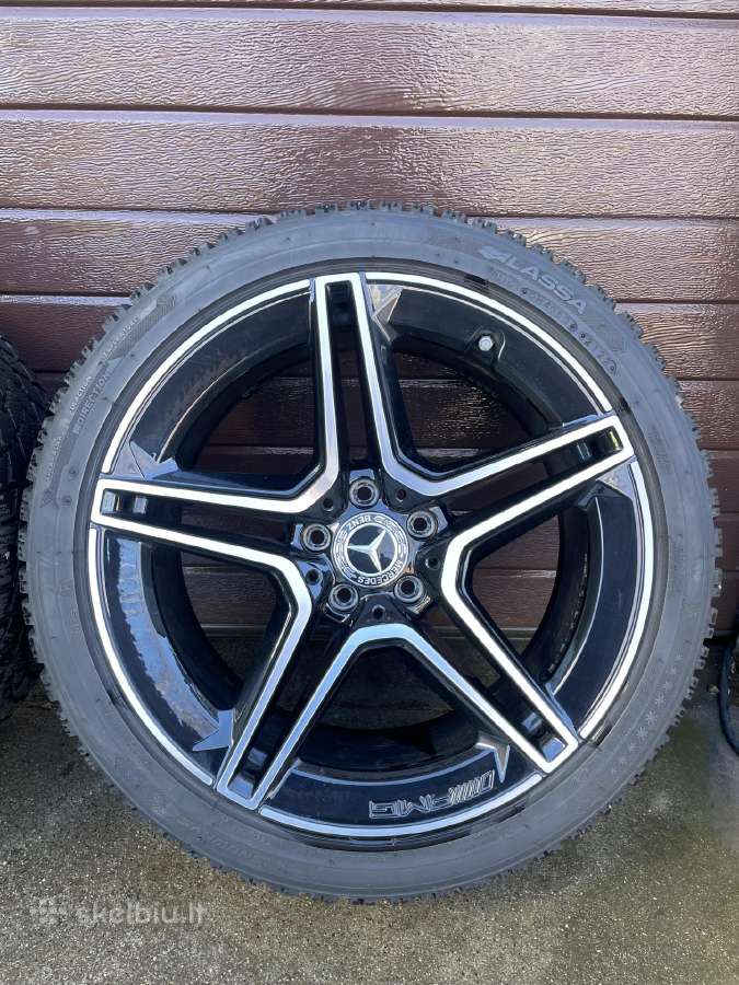 Orginalūs Amg ratlankiai su apynaujomis padangomis