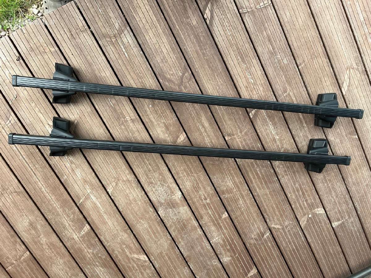 Thule Squarebar EVO skersiniai Subaru Outback