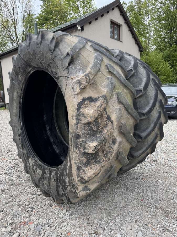 Pirelli 650/65r42 padangos - nuotraukos Nr. 2