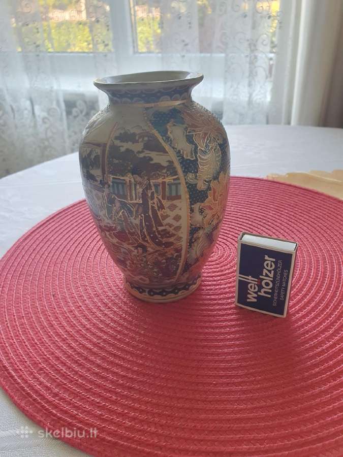 Interjero detalės ,vazos