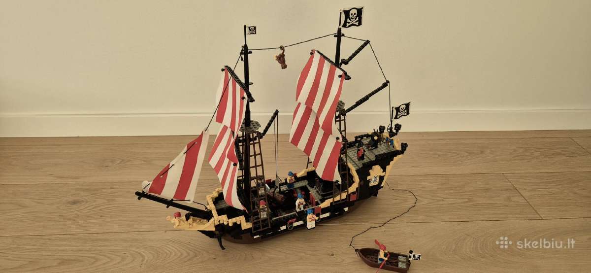 Lego 6285 Black Seas Barracuda