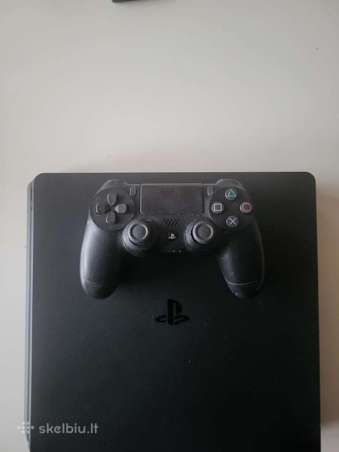 Ps4 Slim 500gb + Assassin's Creed kolekcija