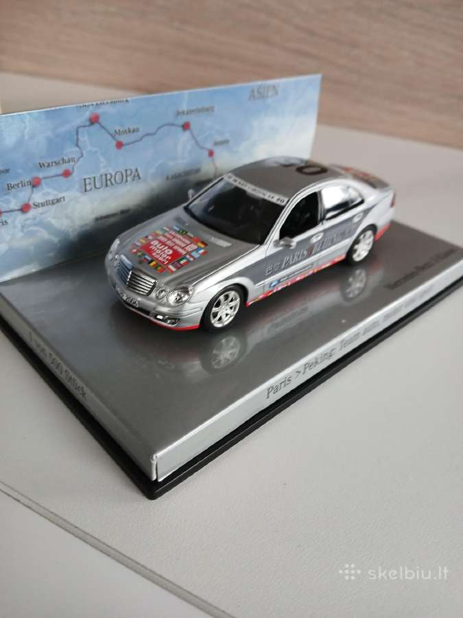 Mersedes Benz E klasse 1:43