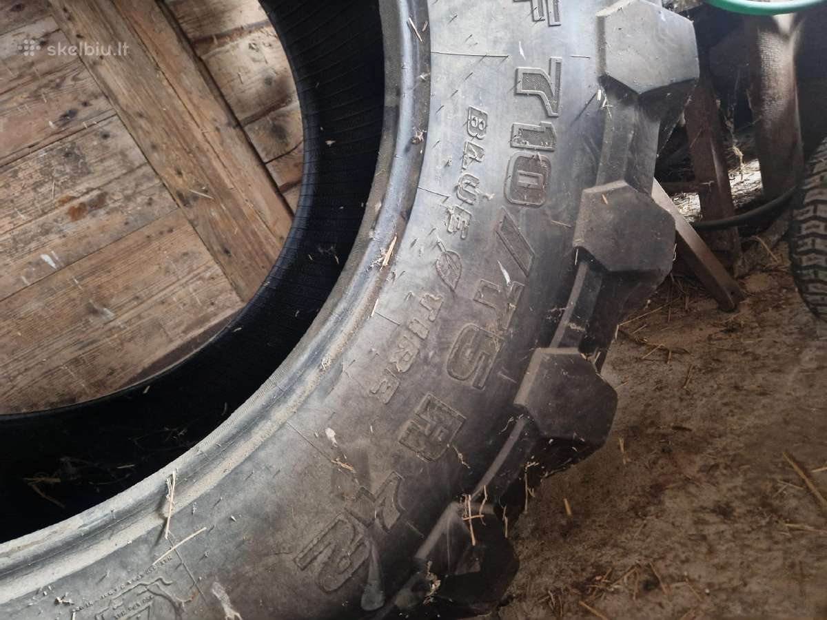 Parduodu padangas ir kably traktoriui 400e - nuotraukos Nr. 6