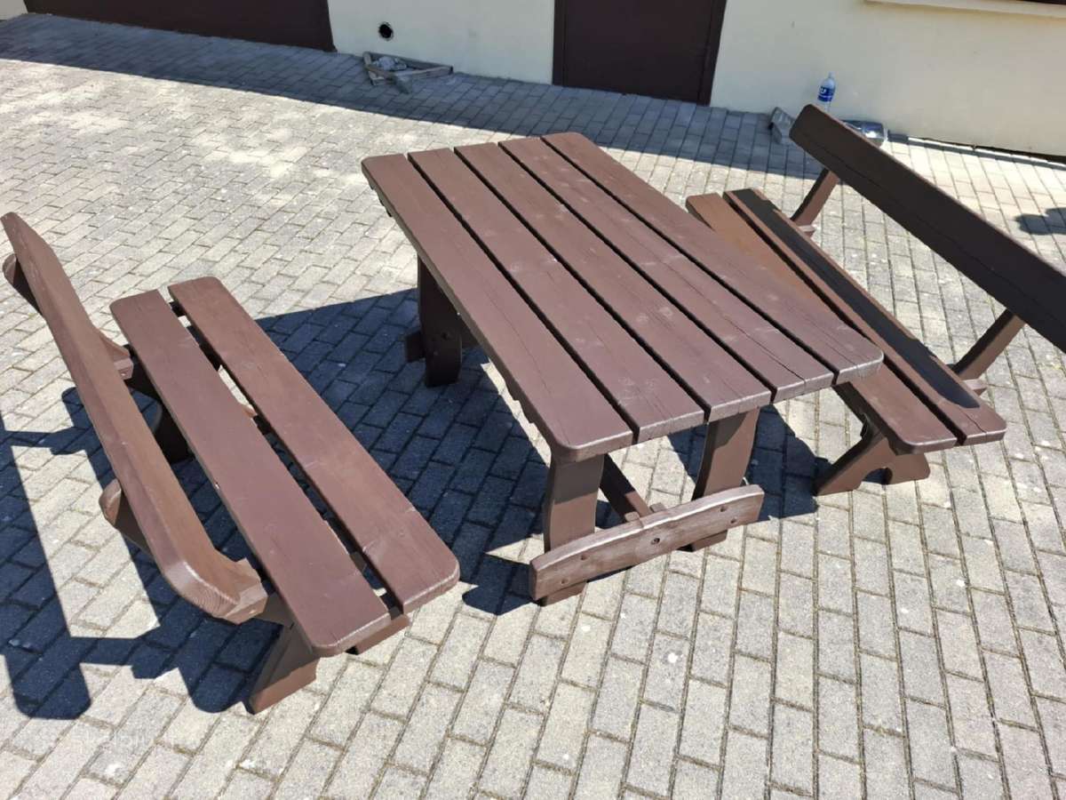 Lauko baldai