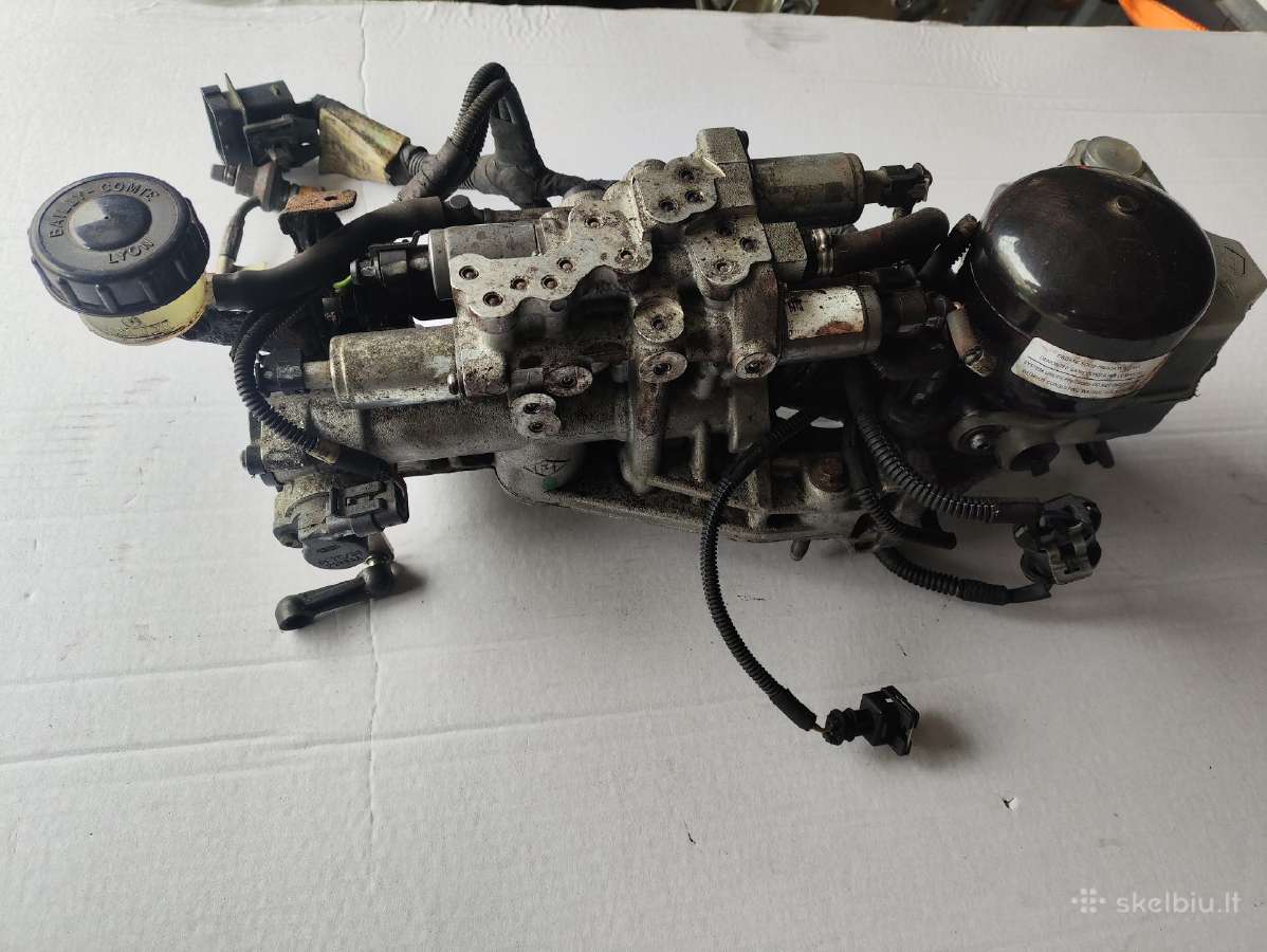 Reno Trafic 2010m.2,5 107kw.