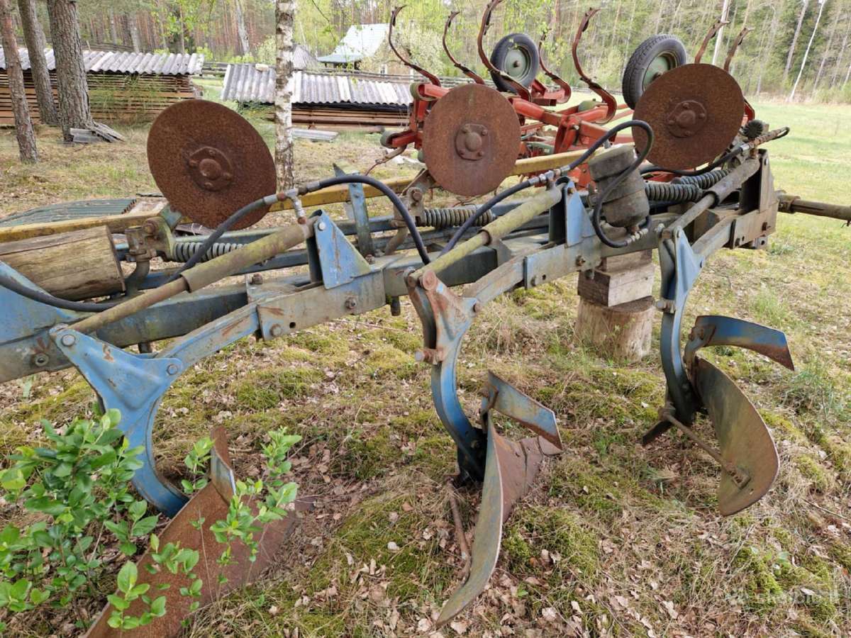 Parduodu kultivatorių, plūgus - nuotraukos Nr. 2