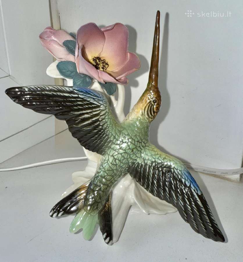 Porceliano statulėlė “kolibris