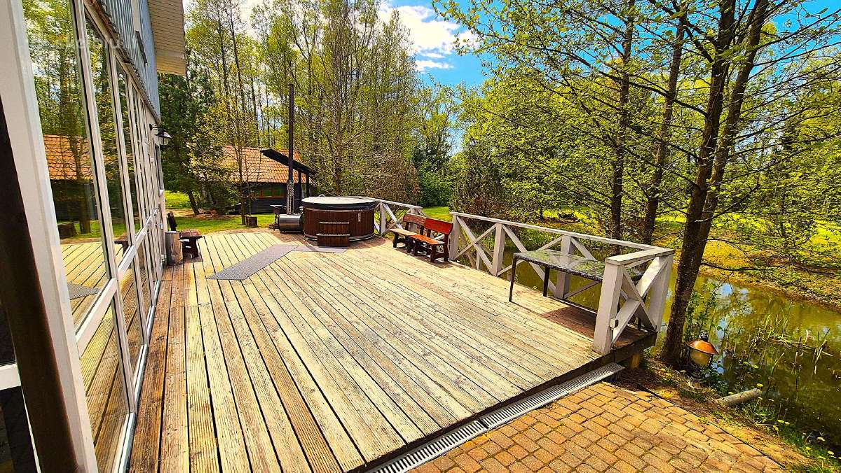Pirties su baseinu, jacuzzi (dzakuzi) kubilo nuoma - nuotraukos Nr. 8