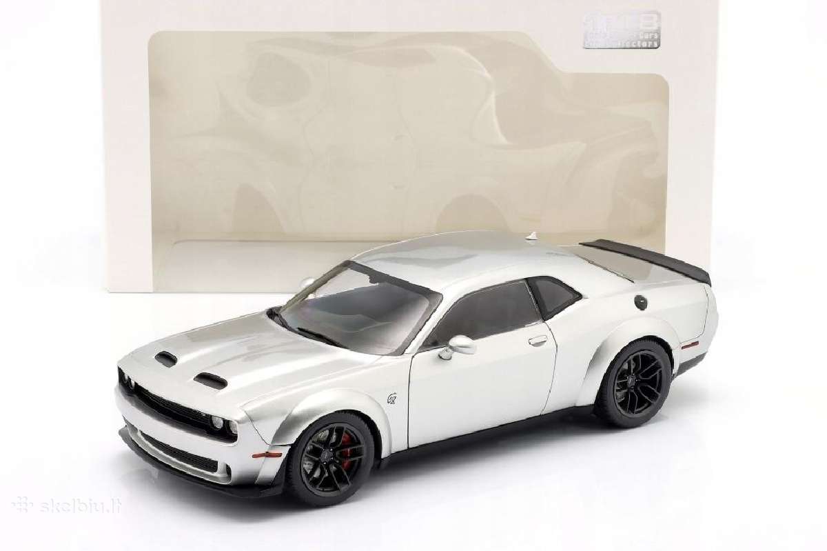 Dodge Challenger Srt