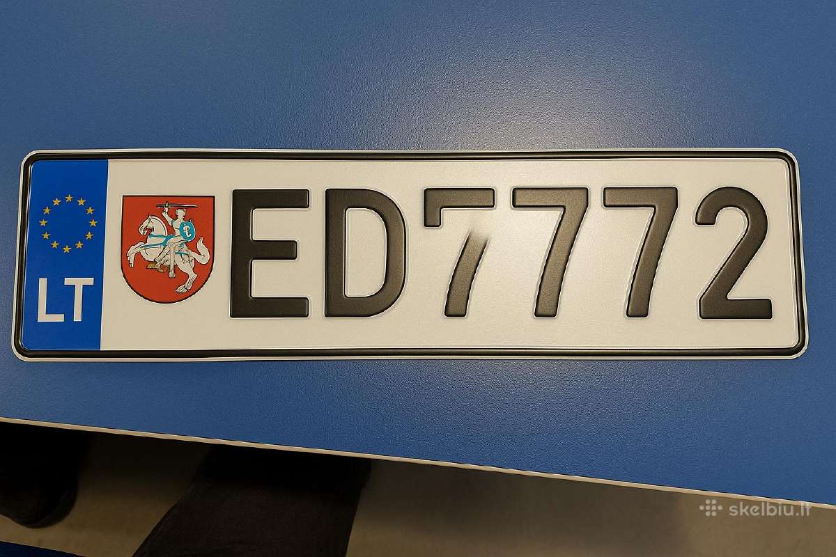 Valstybiniai automobilio numeriai 777 999