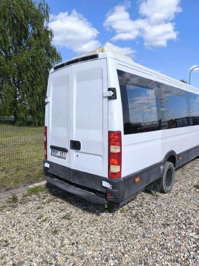 Keleivių vežimas autobusu-mikroautobusu - nuotraukos Nr. 10
