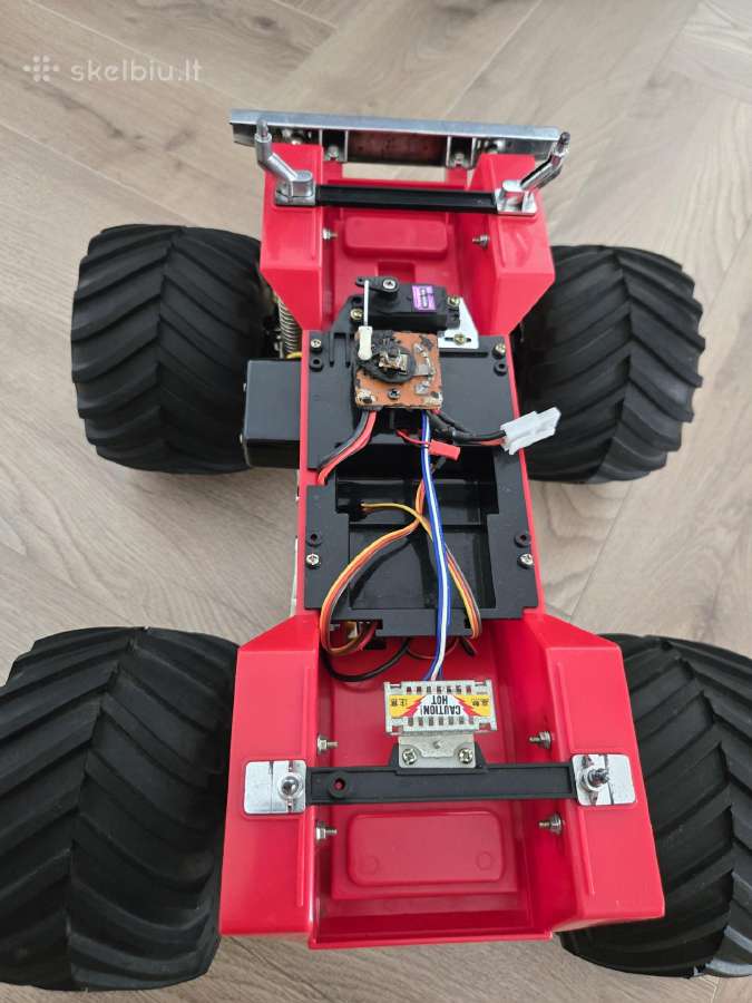 Tamiya clodbuster bullhead RC modelis - nuotraukos Nr. 4