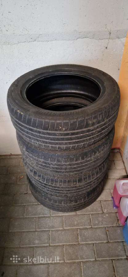 % 4 vnt.=10€ / Bridgestone / 215 55 R17 94v