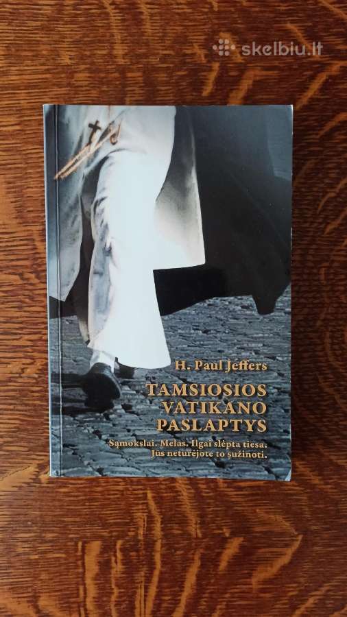 Parduodu knyga"tamsiosios Vatikano paslaptys"