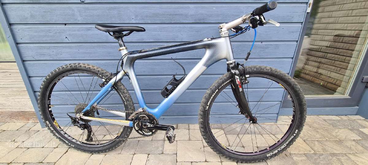 Full carbon dviratis 26" super lengvas S-m dydis