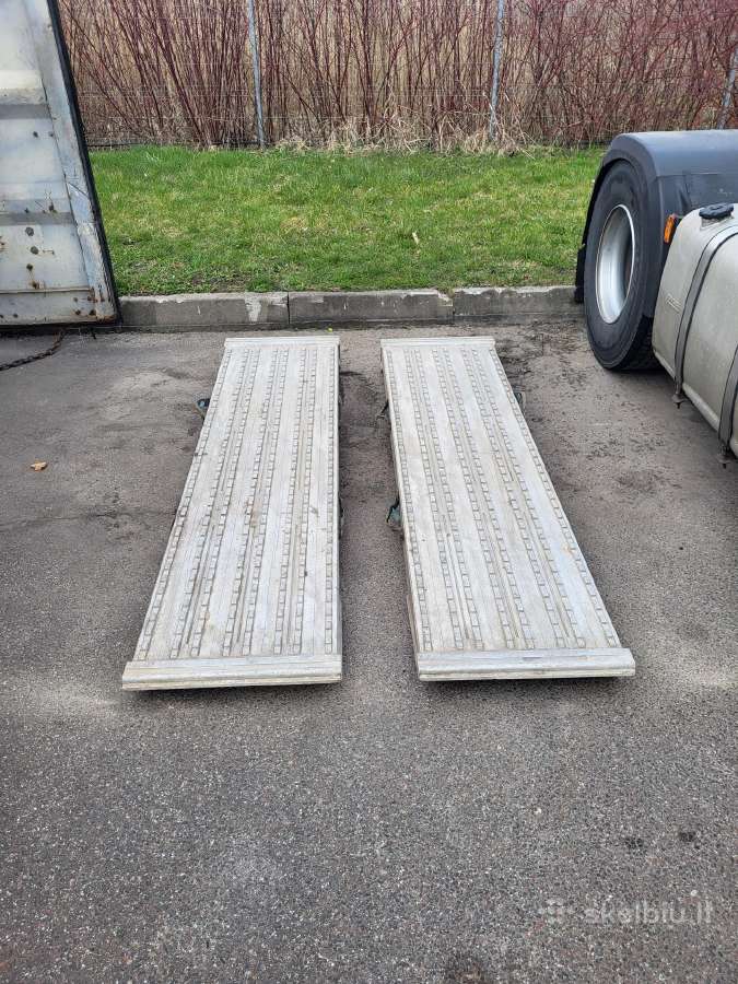 Aliuminės užvažiavimo rampos sunkiai technikai