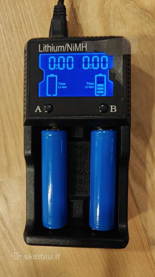 Baterijų įkroviklis (Lithium / Nimh )