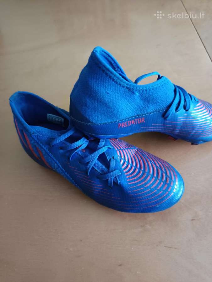 Futbolo bateliai Adidas Predator
