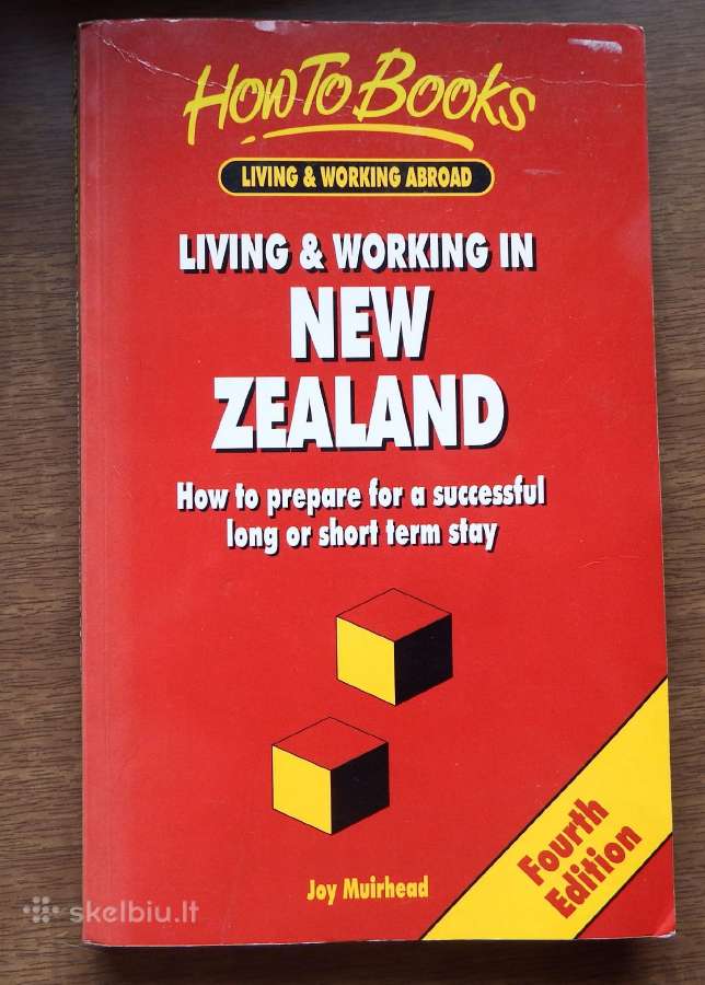 Knyga Living & Working in New Zealand