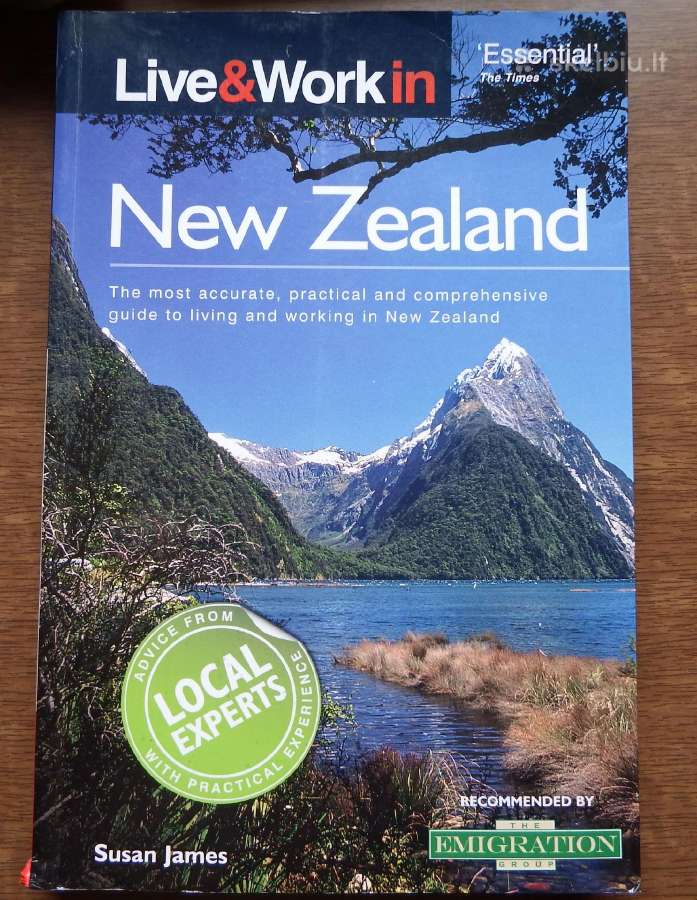 Knyga Live & Work in New Zealand