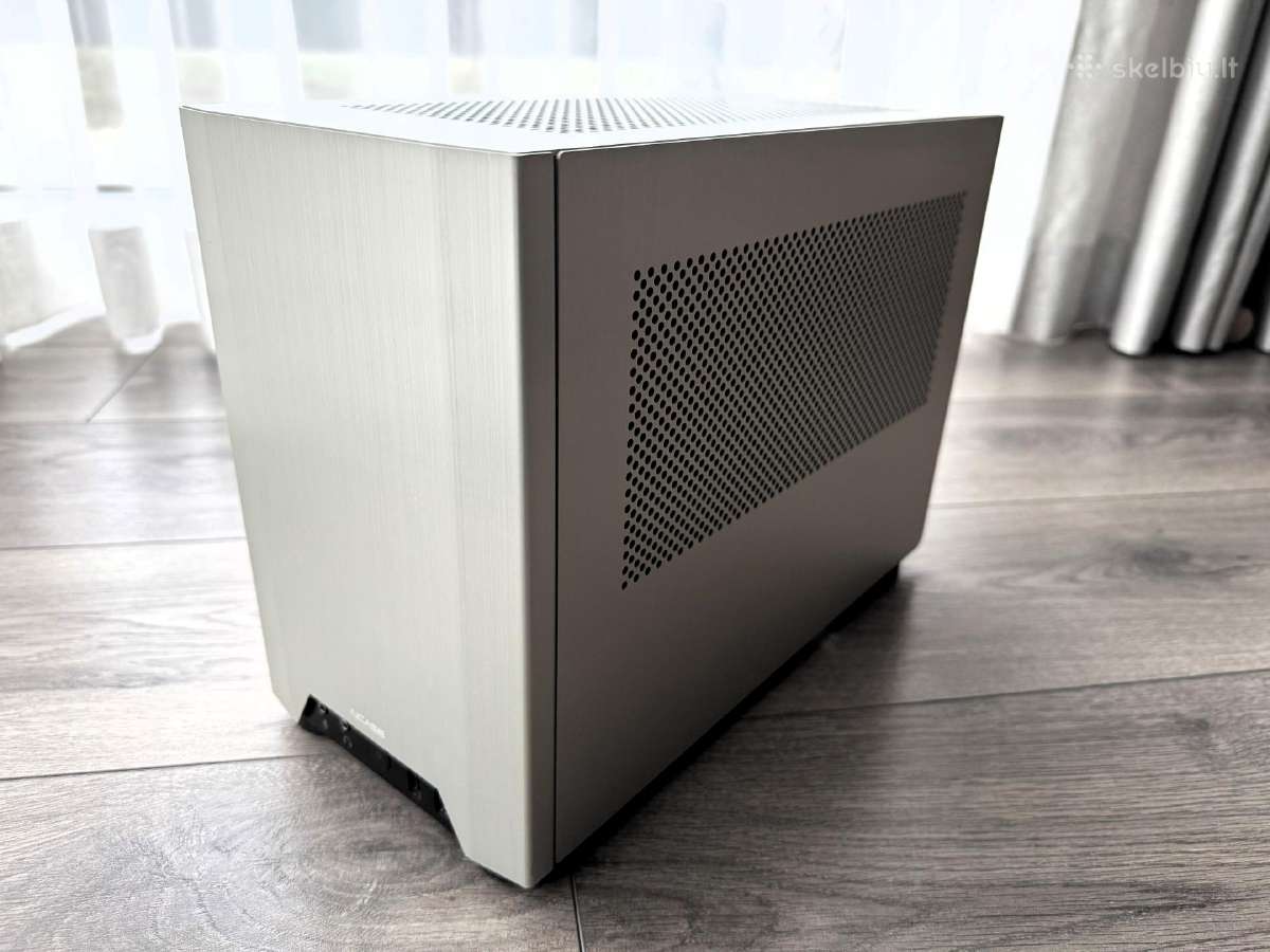 Ncase M1 Mini Itx stacionarus kompiuteris