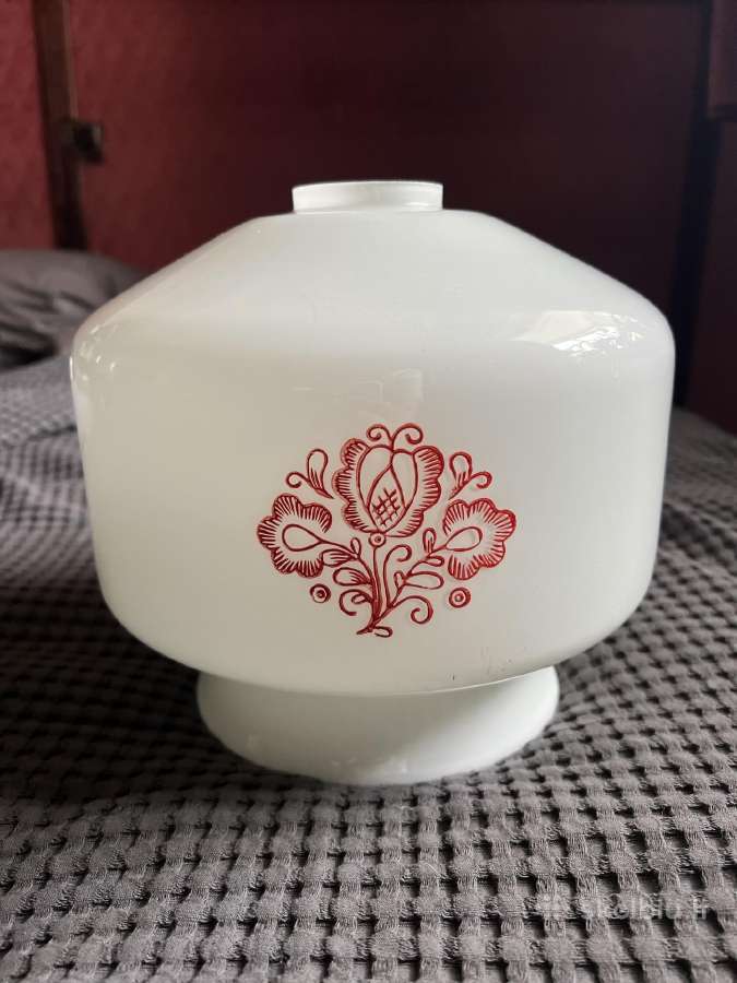 Vintage baltas su ornamentais lempos gaubtas - nuotraukos Nr. 2