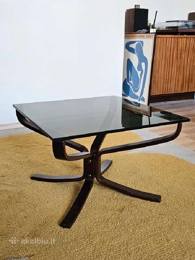 Midcentury kavos staliukas