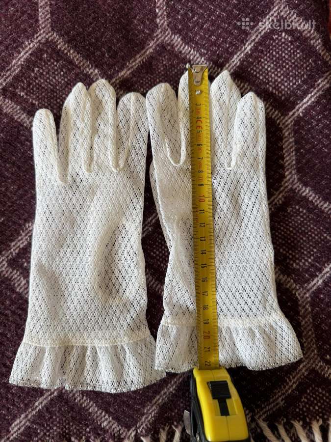 Parduodu baltas pirštinaitės 5€ - nuotraukos Nr. 3