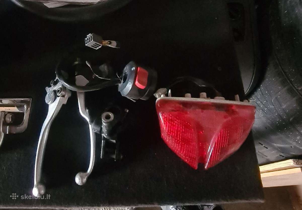 Suzuki Gsxr, Katana dalimis - nuotraukos Nr. 7
