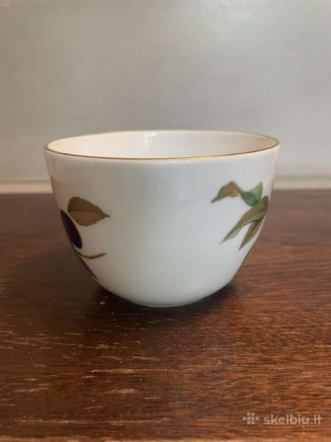 Puodelis Royal Worcester su lėkštute - nuotraukos Nr. 3