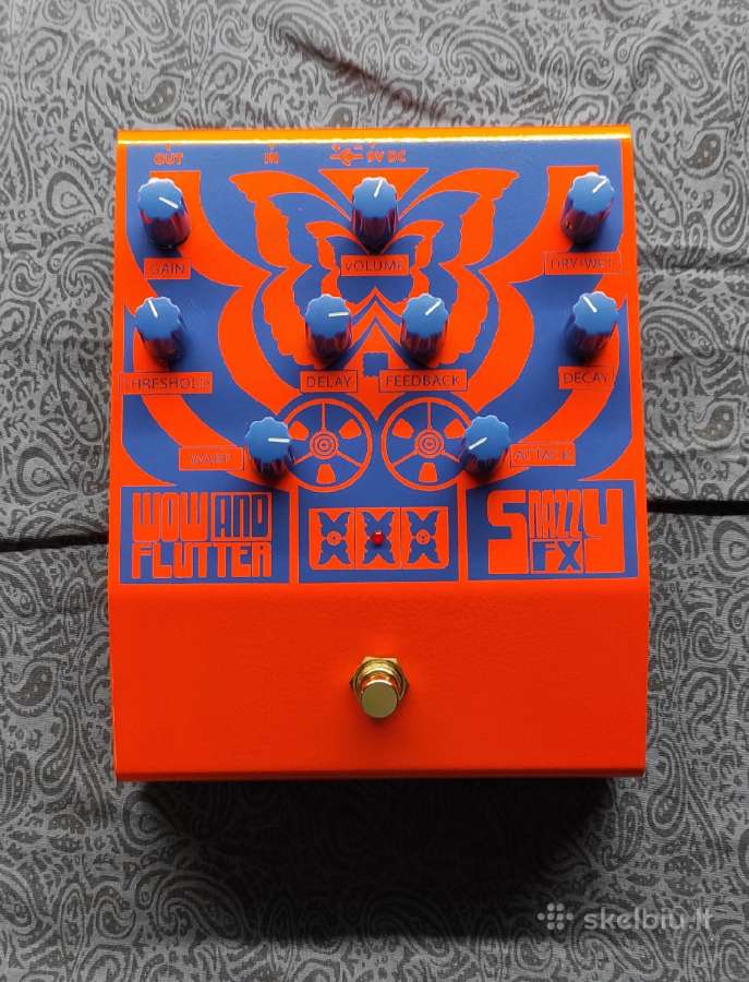 Delay pedalas Wow and Flutter
