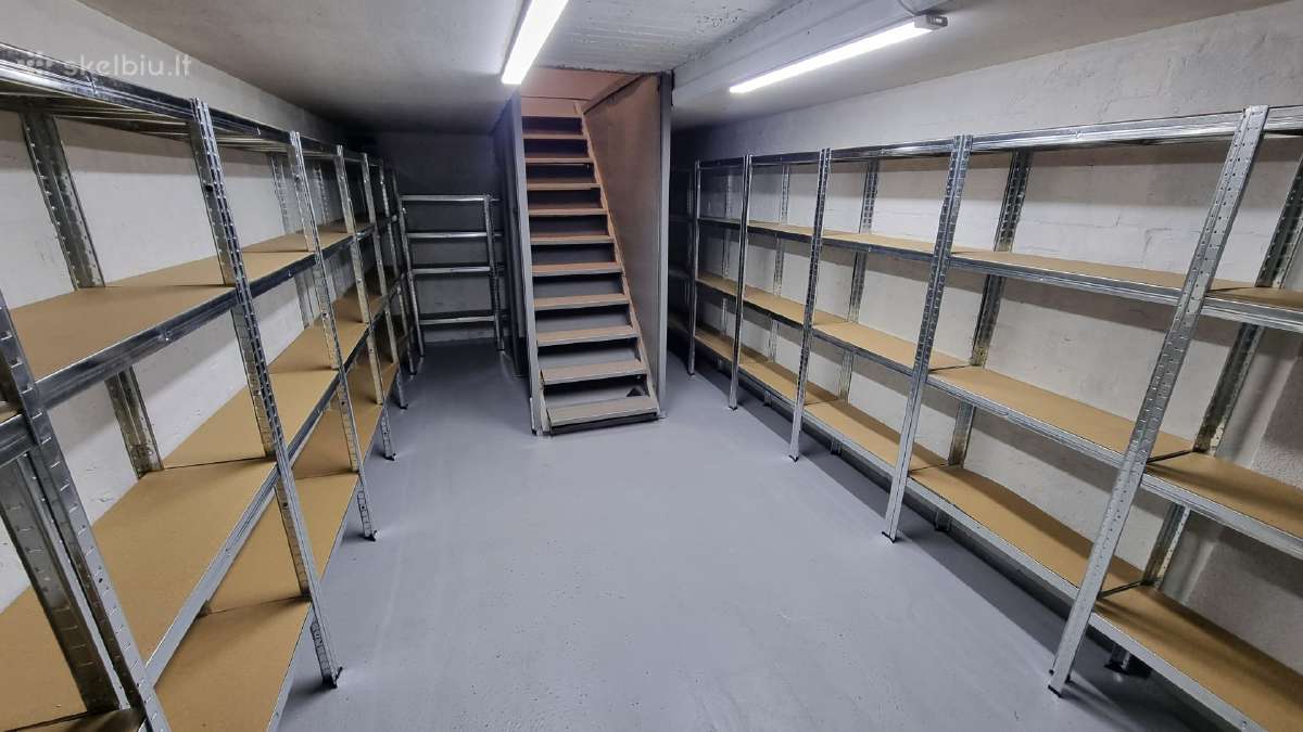 Išnuomojamas 35 m² garažas - sandėlis - nuotraukos Nr. 4