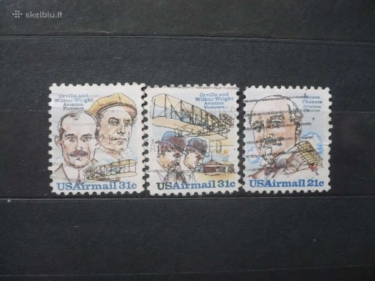 1978 m. – Pirmasis skrydis su motorine įranga
