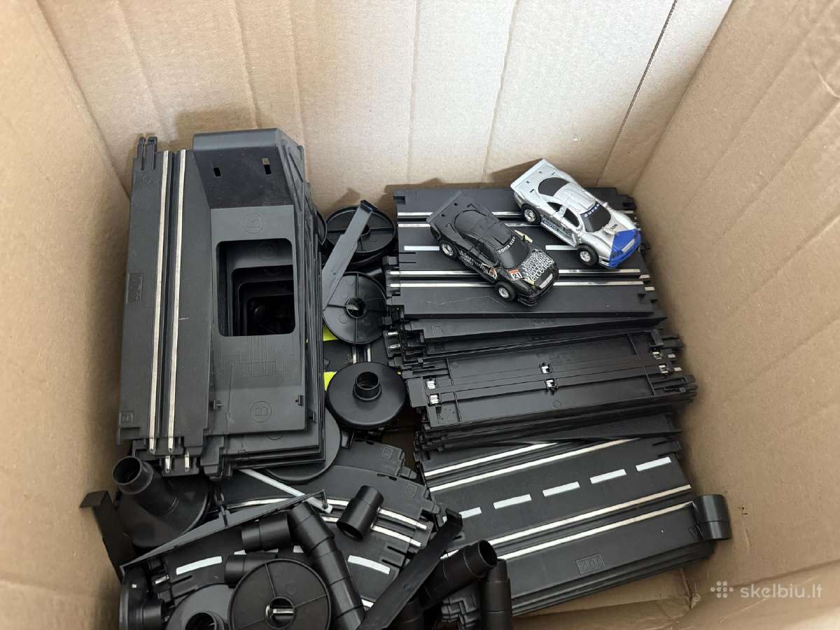 Ralio trasa elektriniais automobiliukais