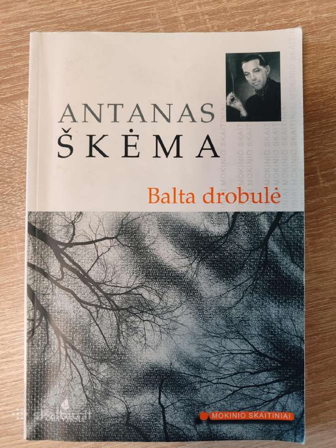 A. Škėma Balta drobulė
