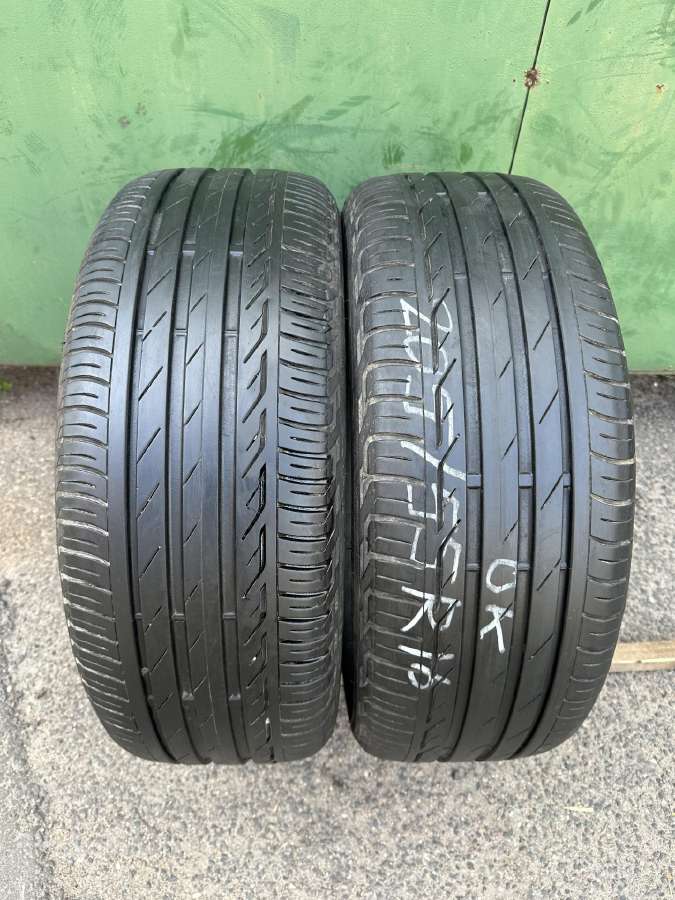 Vasarines automobiliu