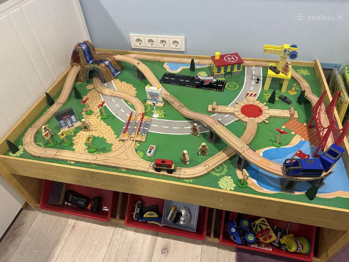 Kidkraft medinis traukinių stalas