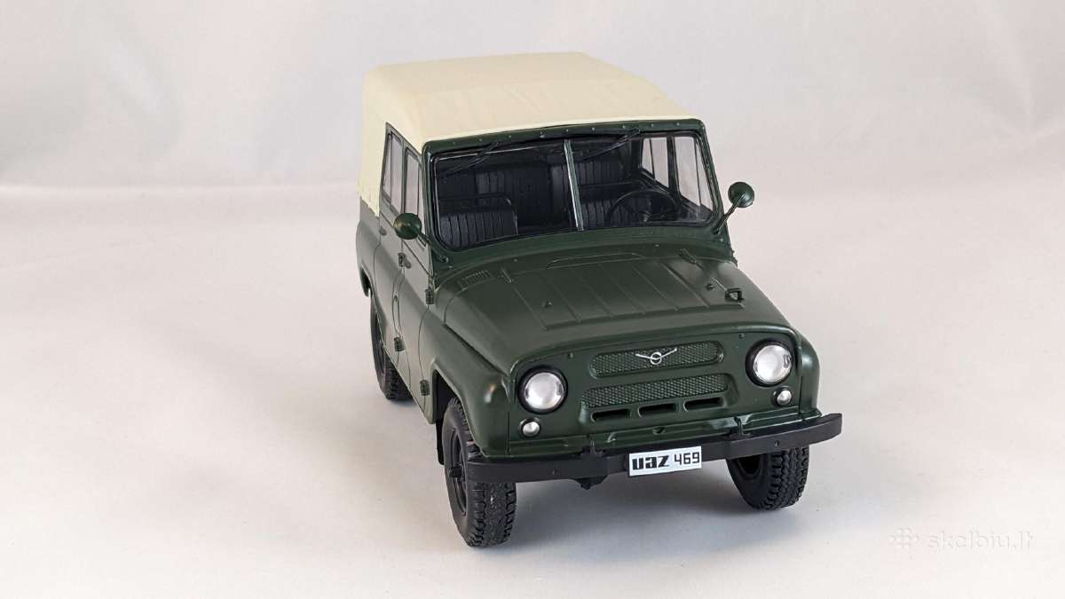 1/24 modeliukas Uaz 469b 1972 - nuotraukos Nr. 3