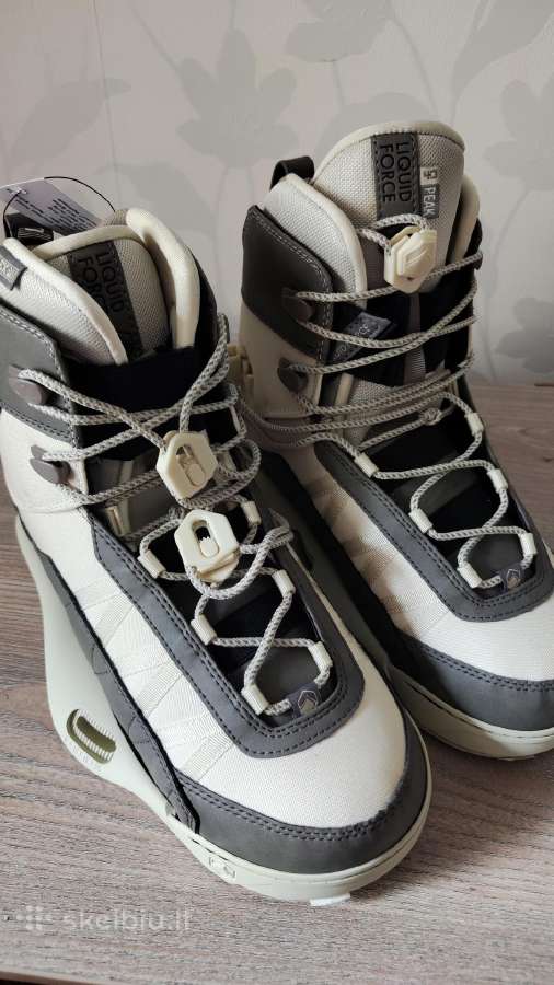 Nauji 42-43d. wake apkaustai liquid force 4d peak - nuotraukos Nr. 2