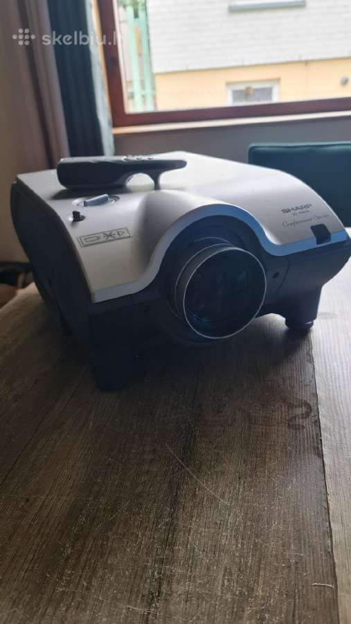 Projektorius sharp xg-p20xe
