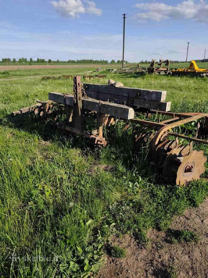Parduodu plūgą ir kitą techniką - nuotraukos Nr. 16