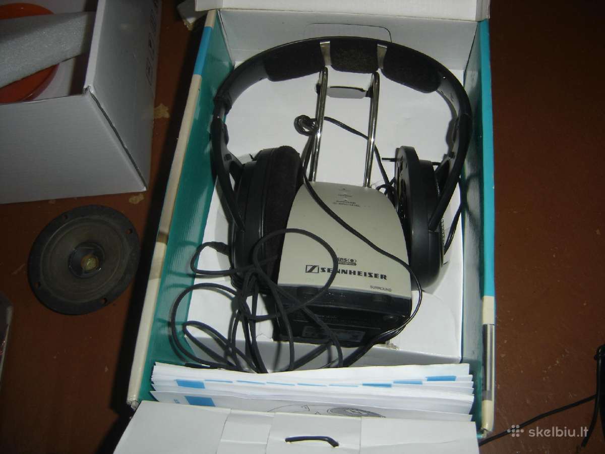 Akg K20. Akg K915. Sennheiser RS-130. Sennheiser - nuotraukos Nr. 2