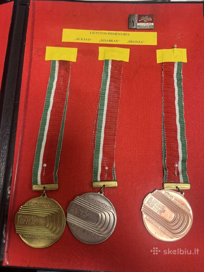 Nusipelnes treneris zenkliukas ir 3 medaliai