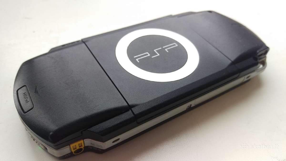 Parduodu Sony PSP 1000 2000 3000 128gb 170 žaidimų