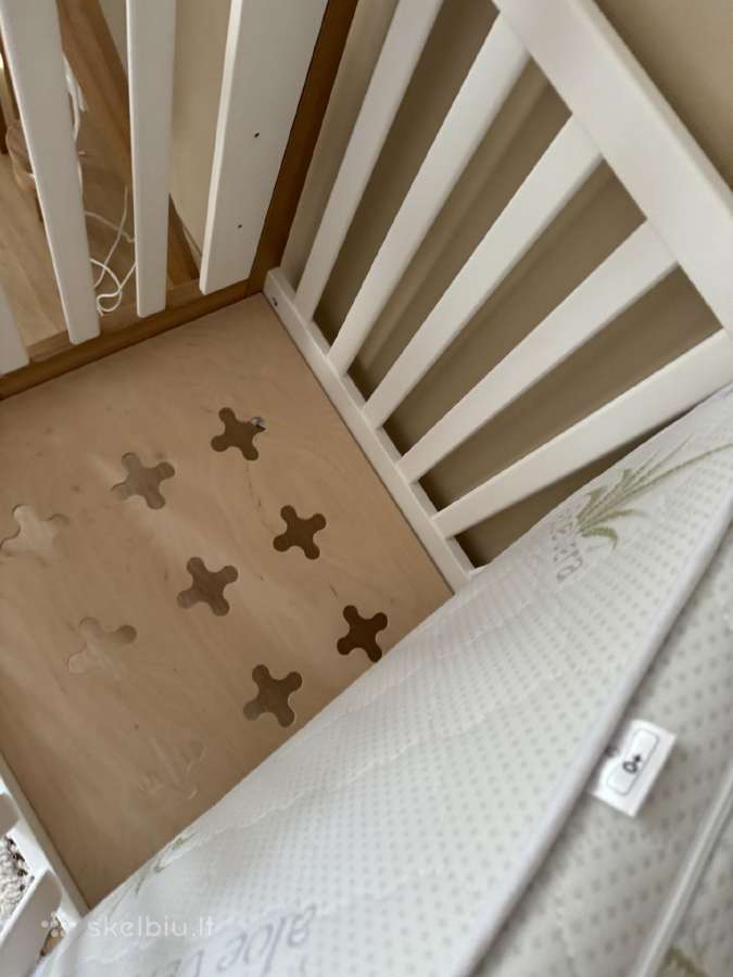 Parduodu Yappikids lovytę su beveik nauju čiužiniu - nuotraukos Nr. 11