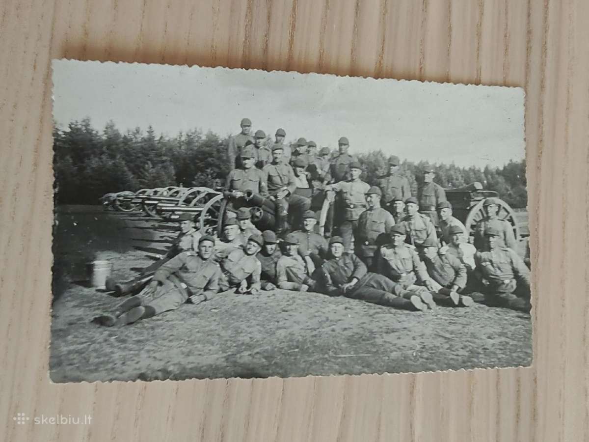 4 p. pulkas ir artilerijos pabūklai